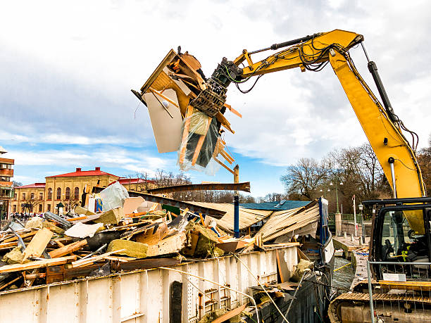 Best Garage Cleanout Services  in Hinckley, MN